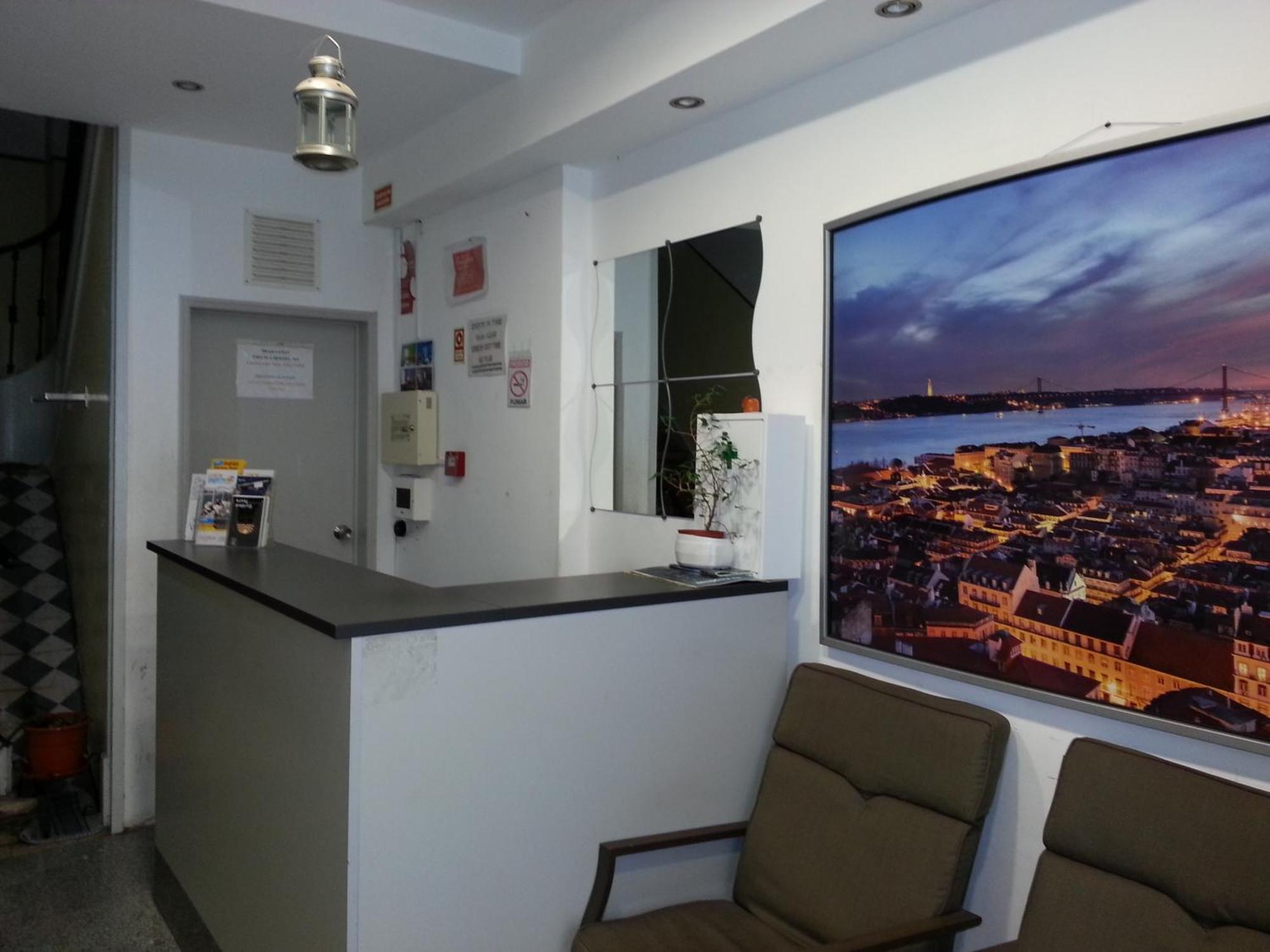 City Centre Anjos Guesthouse Lisbon Exterior photo