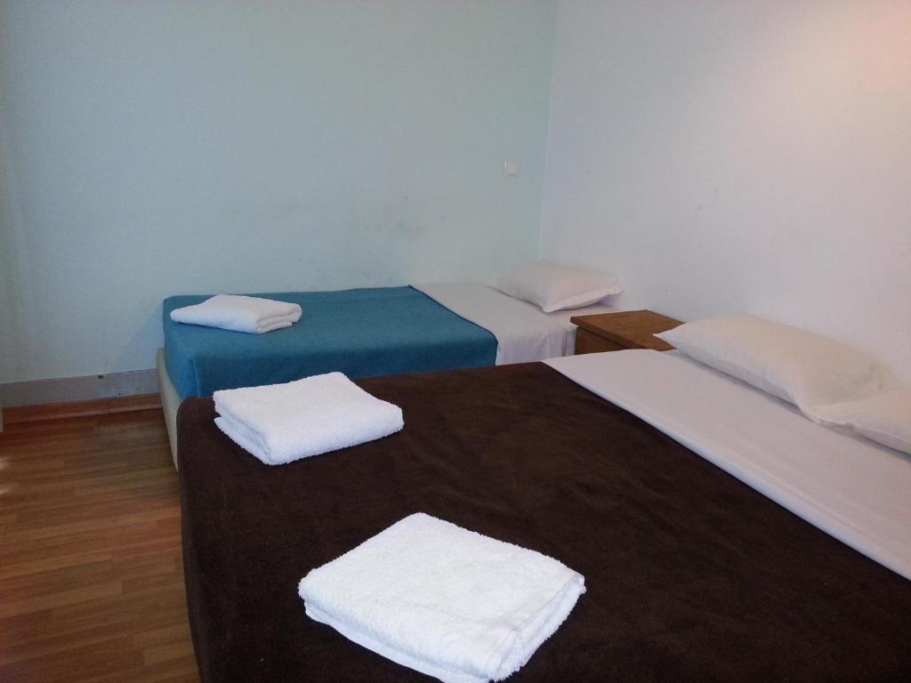 City Centre Anjos Guesthouse Lisbon Room photo