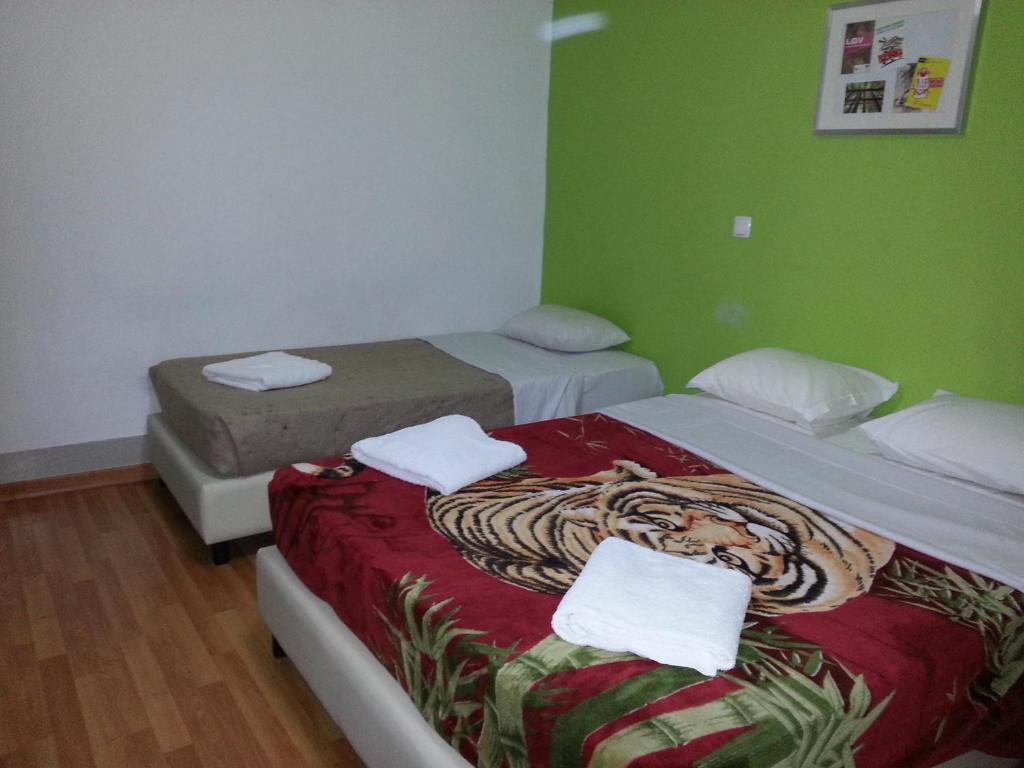 City Centre Anjos Guesthouse Lisbon Room photo